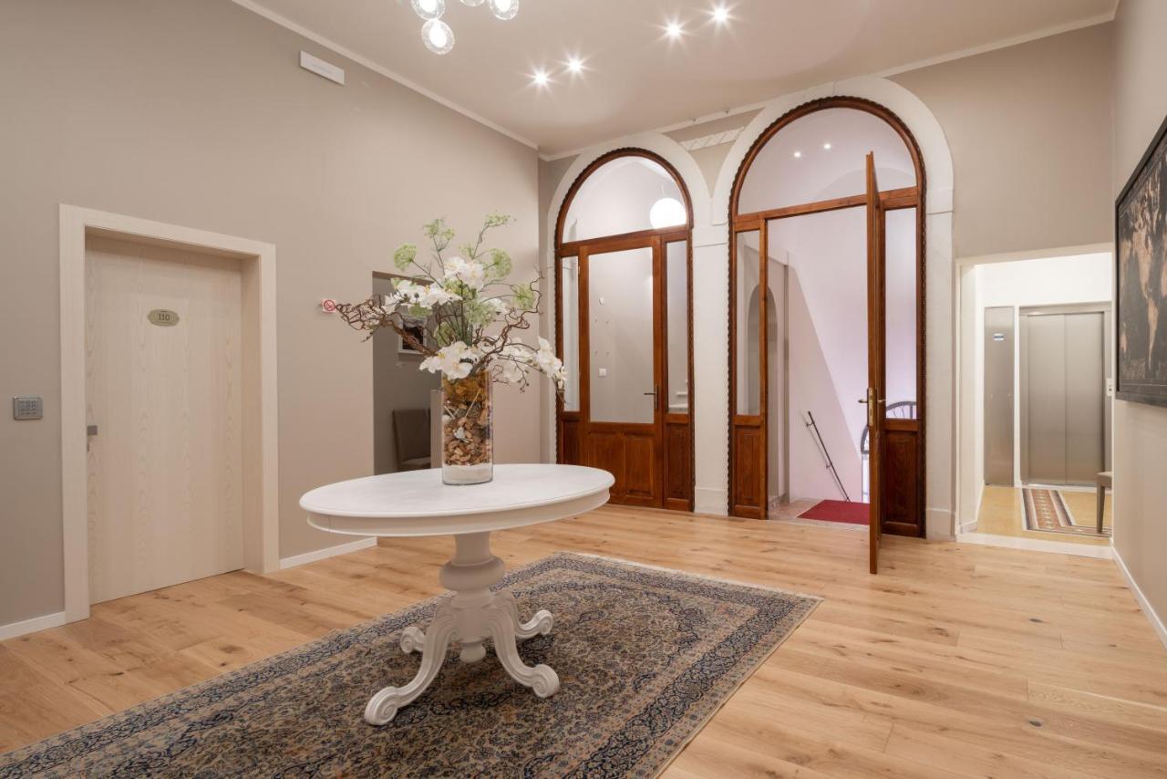 Hotel Palazzo Martinelli Dolfin Венеция Екстериор снимка